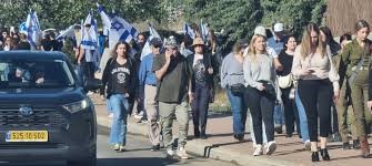 תומר אחימס זל 3.jpg